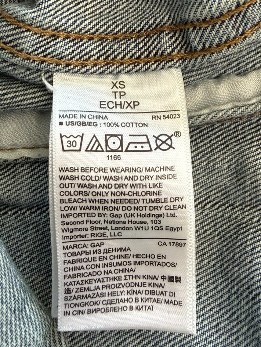 Gap 1969 Women's Classic Denim Jacket Medium Wash Size XS - Picture 7 of 7